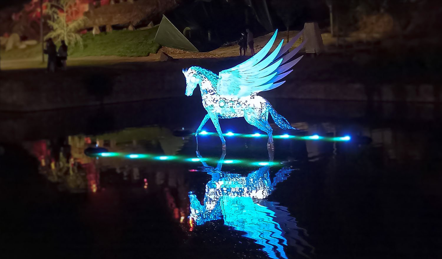 Wschodzący Pegaz publiczna instalacja artystyczna - Фото №4